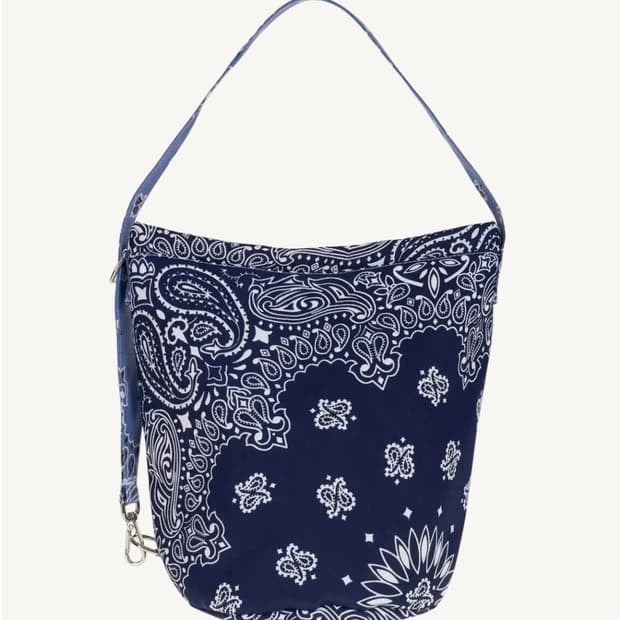 콜잇바이유어네임 반다나 버킷백 네이비 프랑스 파리 백화점 품절 색상