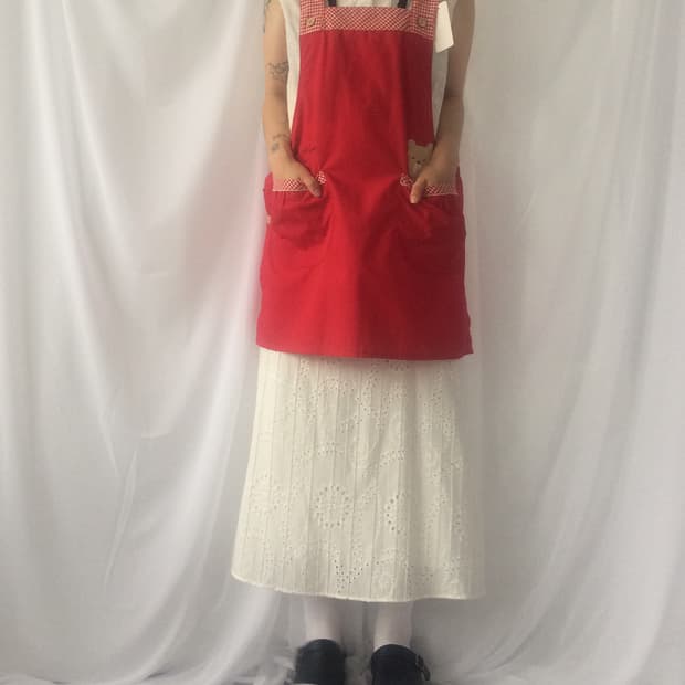 Bear apple point apron