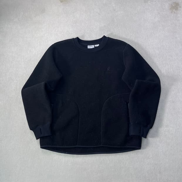 100 그라미치 플리스 맨투맨