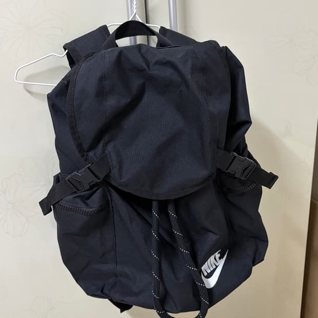 나이키 헤리티지 럭색 블랙 백팩
