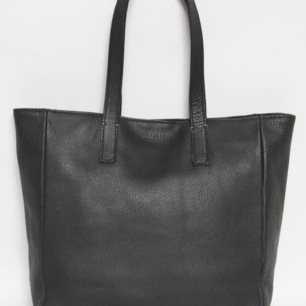 Margaret Howell 마가렛호웰 블랙 가죽 숄더겸 토트백