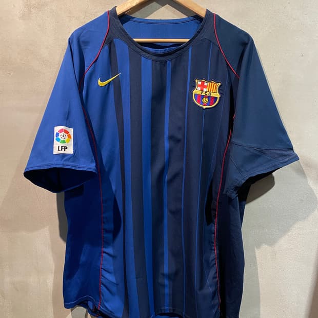 04-05 바르셀로나 호나우지뉴 어웨이 유니폼
