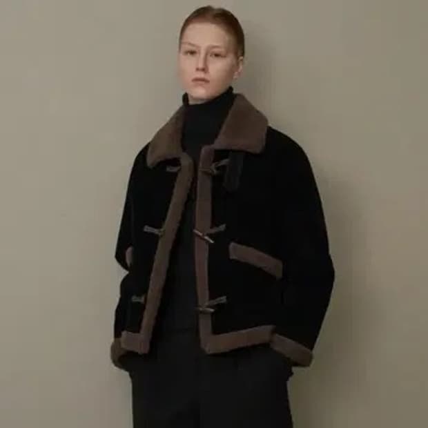 라퍼지포우먼(오로)무스탕 m사이즈