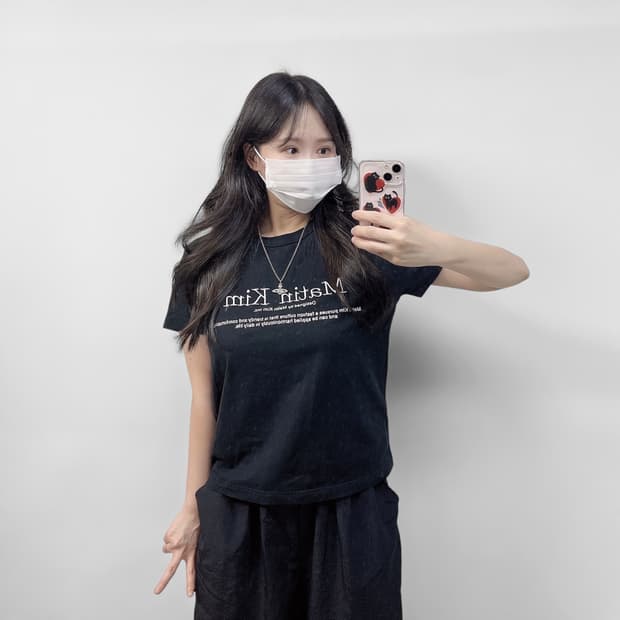 마뗑킴 헤리티지 로고 크롭 반팔티