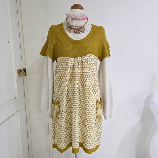 일본빈티지)아오이유우 하구미모리걸st 겨자색 로맨틱 니트원피스