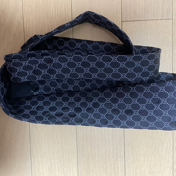 구찌 스몰로고 넥타이