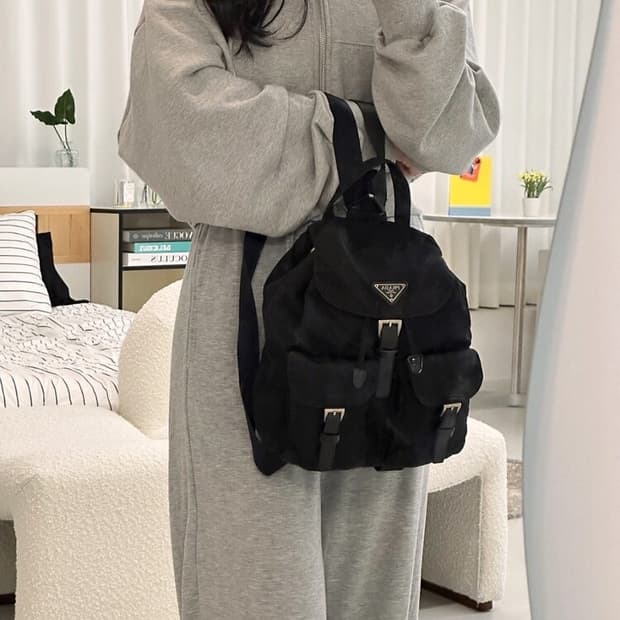 빈티지 프라다 백팩 스몰 [감정서 포함]