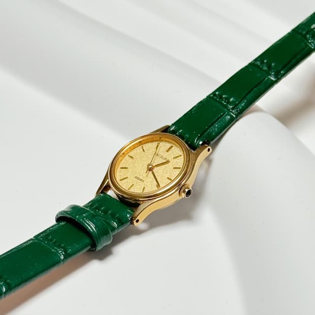 80's90's 세이코 빈티지 돌체 골드 린넨 다이얼 워치