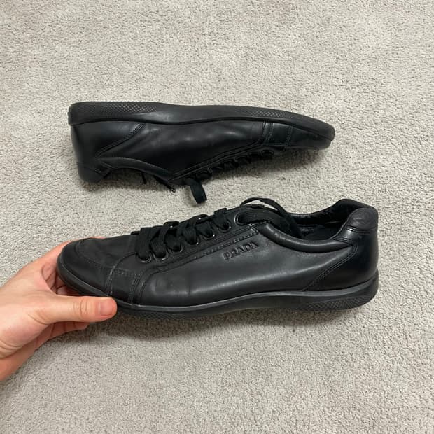 265) 프라다 스포츠 레더 로고 트레이너 스니커즈 신발