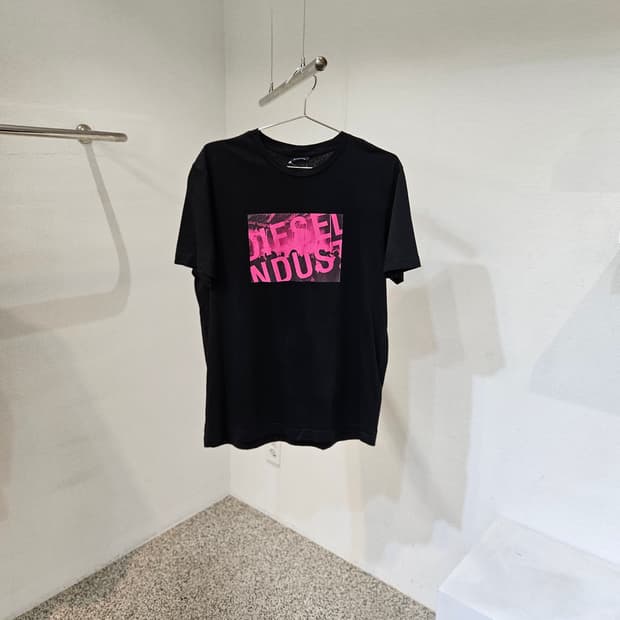 디젤 로고 반팔 티셔츠