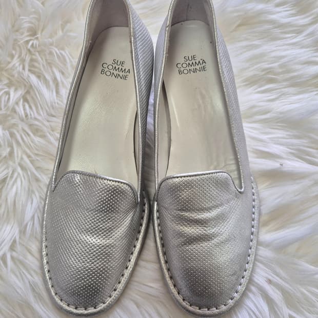 수에콤마보니 은색 여성 로퍼 240#