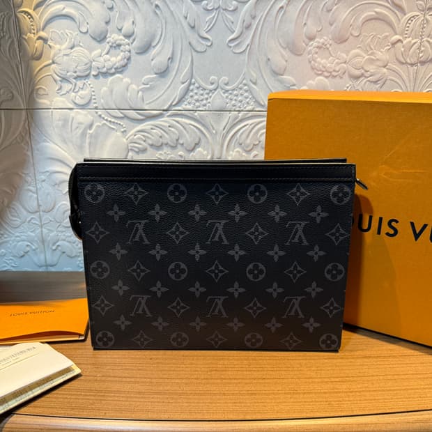 (풀구성)루이비통 포쉐트 보야주 클러치
