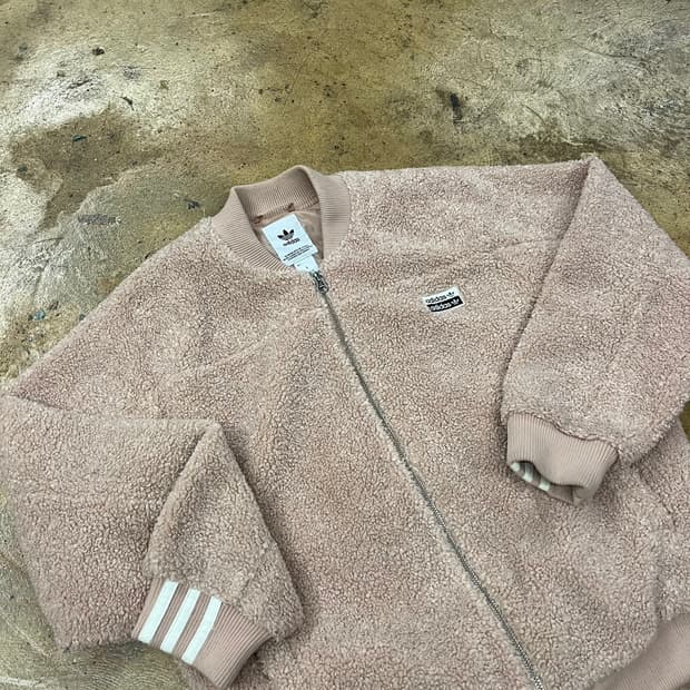 아디다스 딸기우유 핑크 후리스 