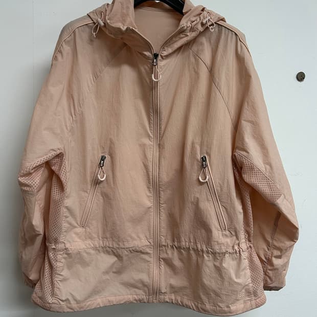 코오롱스포츠 핑크 바람막이 90