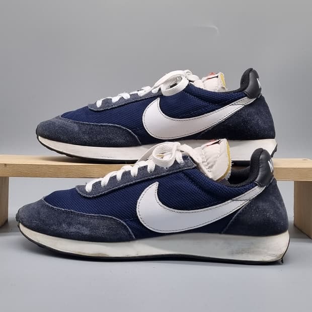 나이키 테일윈드79  네이비 스니커즈265