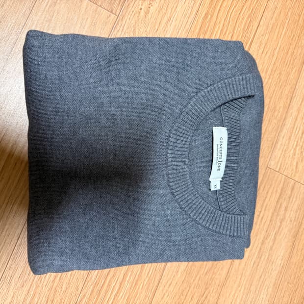 컨셉원 차콜그레이 라운드 니트 