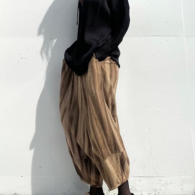 Earth flow banding pants / brown