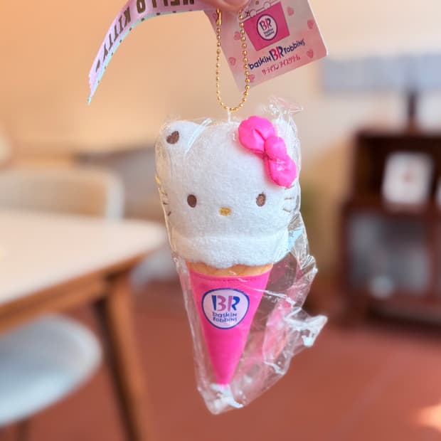 일본 헬로키티 키티짱 x 베스킨라빈스 콜라보 마스코트 키링
