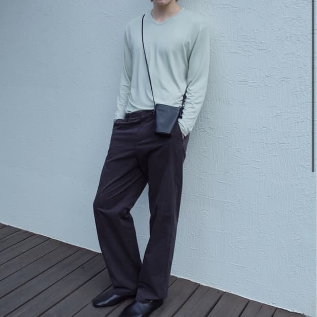 에피센터 투어리스트 Soft skin Vneck long sleeve