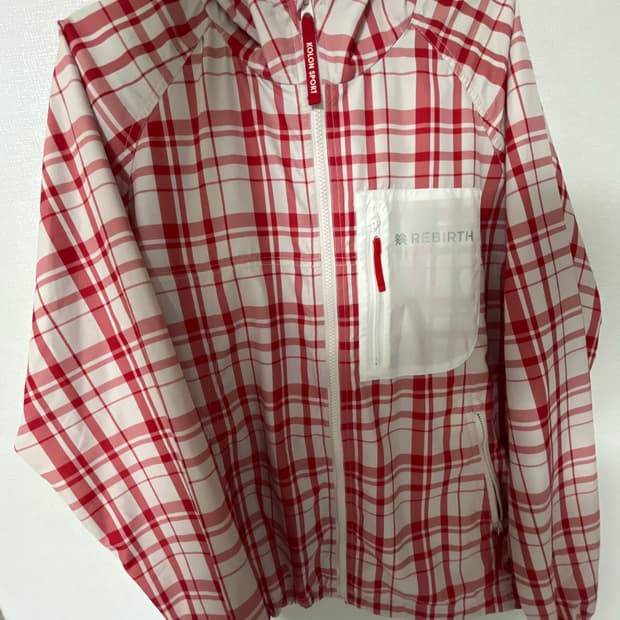 (100) 코오롱 솟솟리버스 바람막이