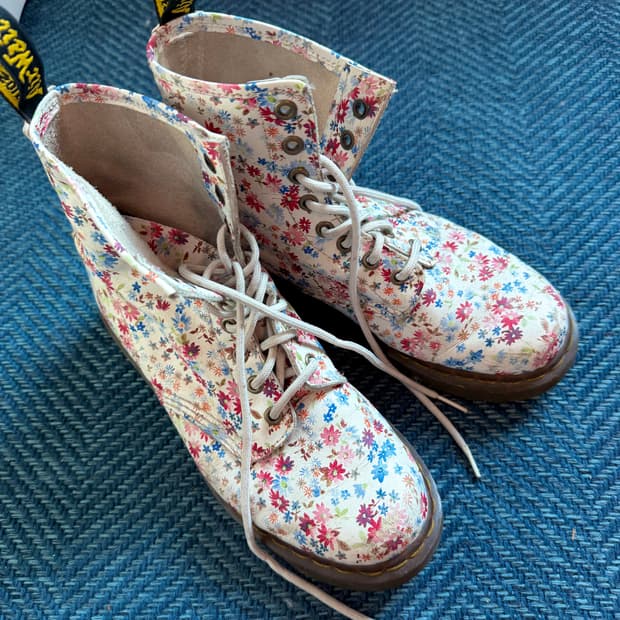 닥터마틴 1461 , 240-245 / Uk5