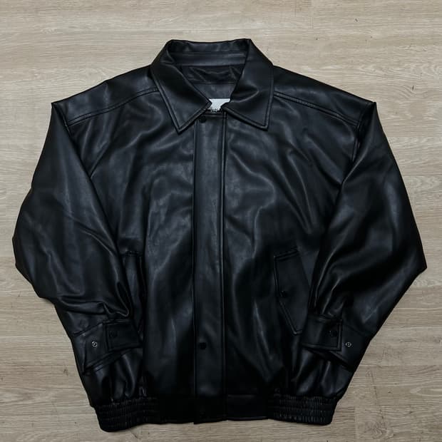 레이디볼륨 여성 봄버핏 비건 레더 라이더 가죽자켓 [블랙] FREE