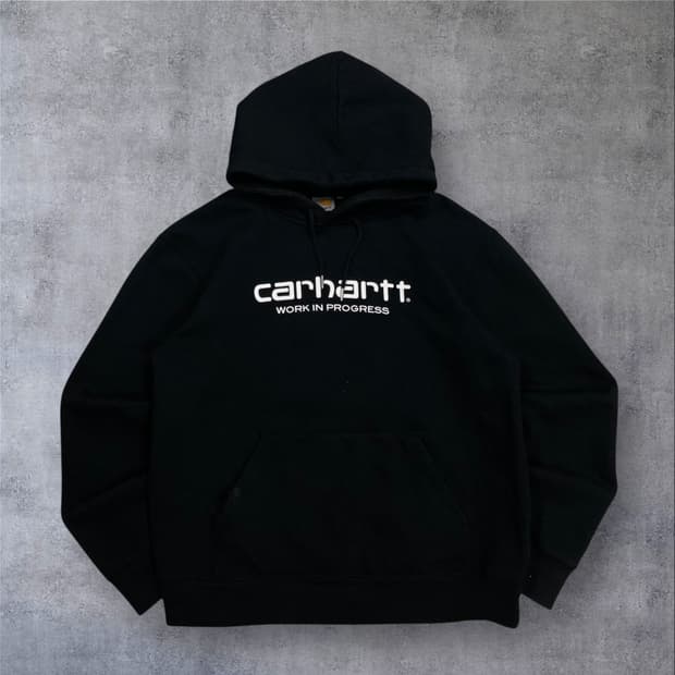 칼하트 WIP 블랙 컬러 스펠아웃 후드티