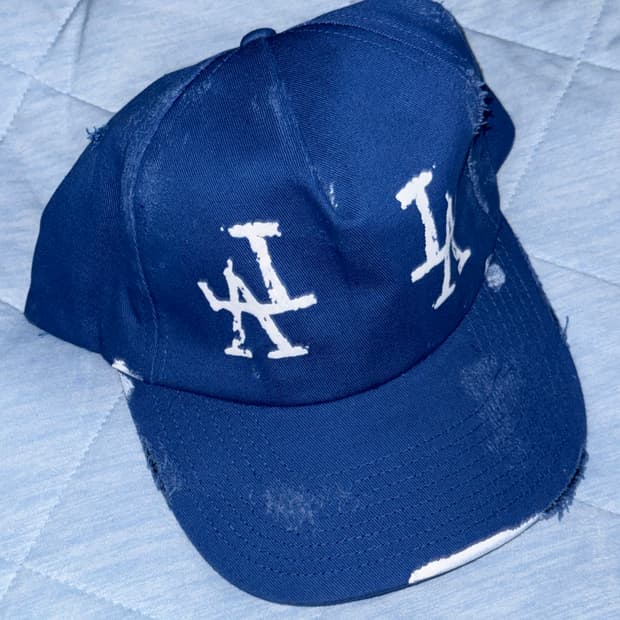 [OS] Holiday Brand LA*LA HAT