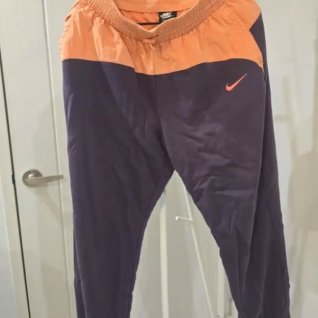 나이키투톤조거M