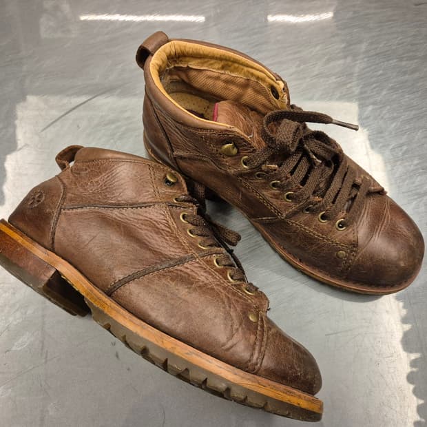 old Dr.Martens 미들 부츠