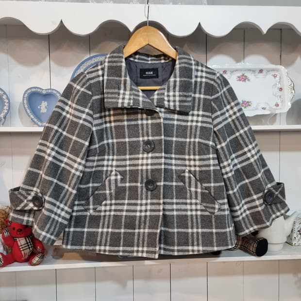 ISSUE(이슈) 울 혼방 그레이 체크 숏 자켓