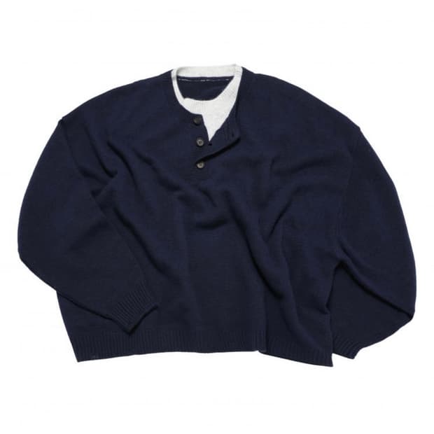 [M] MJD 콘트라스트 넥 캐시 크롭 니트 네이비