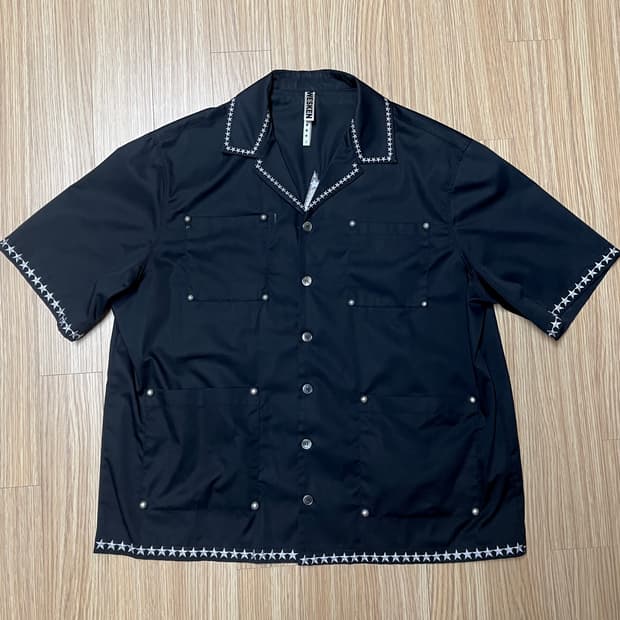 웨스켄 WESKEN Star embroidery shirt (BLACK)