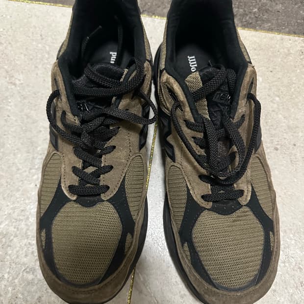 자운드x뉴발 990v3 브라운 285사이즈