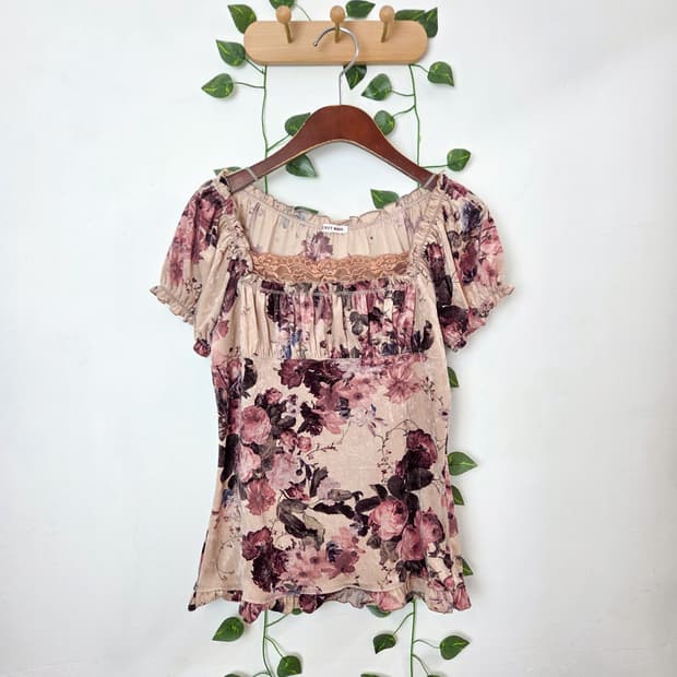 L'est rose 플라워 벨벳 탑