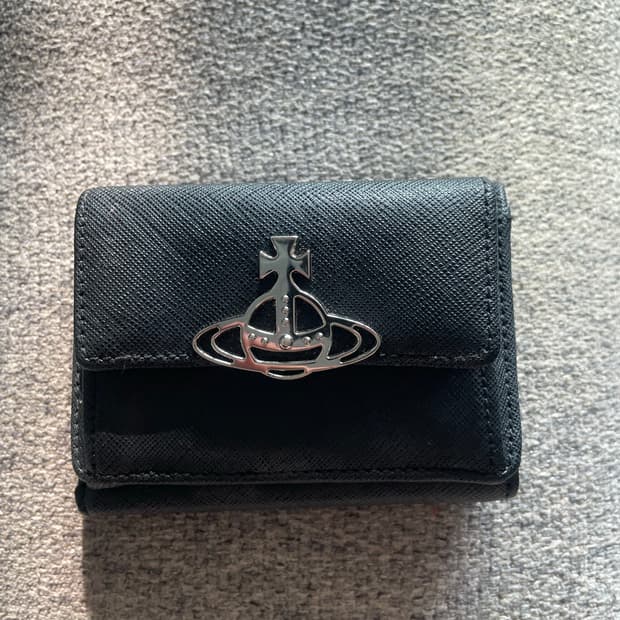 비비안웨스트우드 반지갑