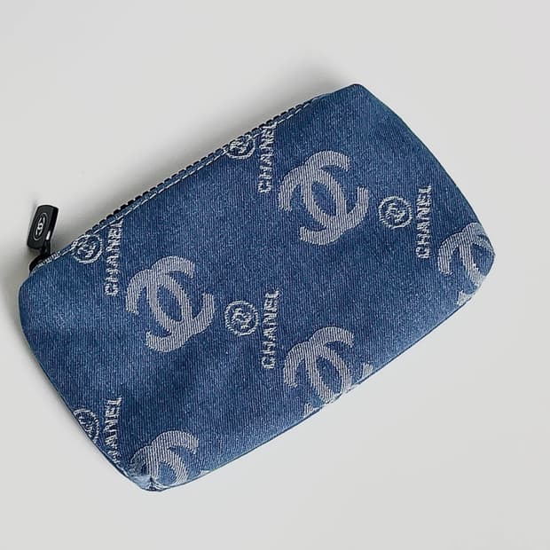 샤넬 데님 파우치