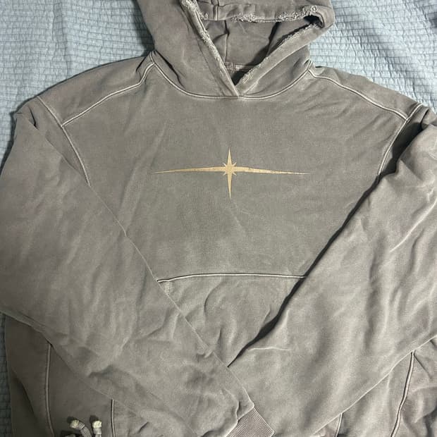 틸던 샵머치 후드티 브라운