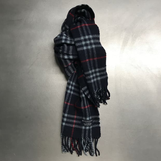 버버리 정품 램스울 머플러 네이비