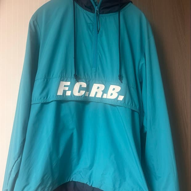 FCRB 리얼브리스톨 소프넷 패커블 아노락