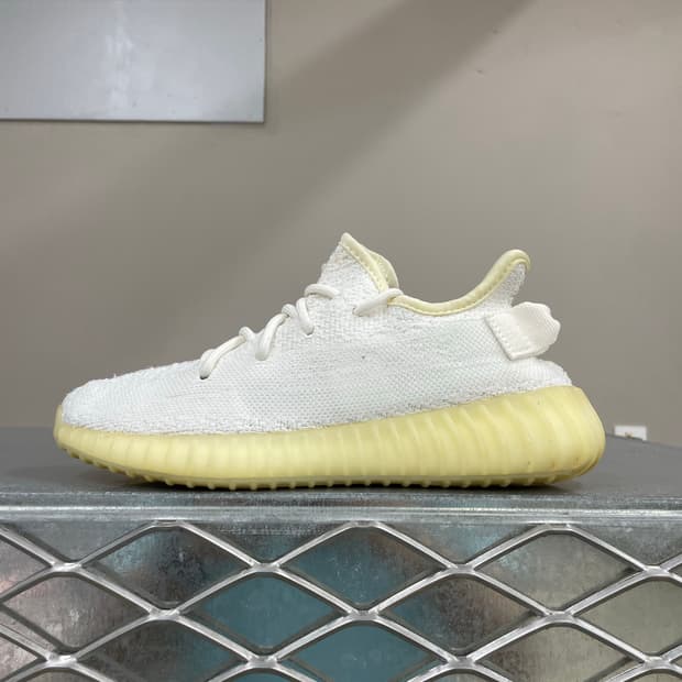 아디다스 이지 부스트 350 V2 크림 화이트 230 (gr-5245)