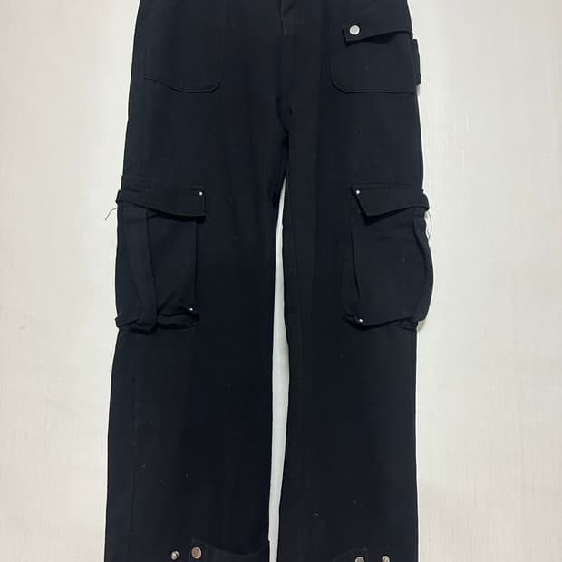 아방가르드 와이드 팬츠