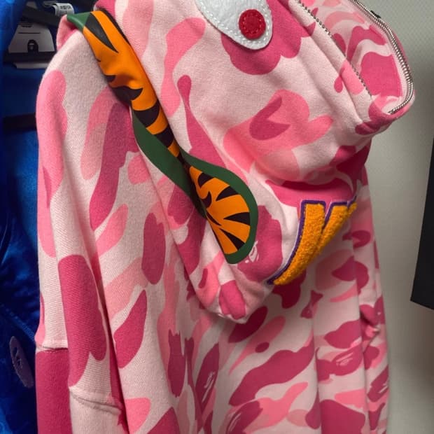 급처 오늘만 BAPE 핑크 카모 후드집업