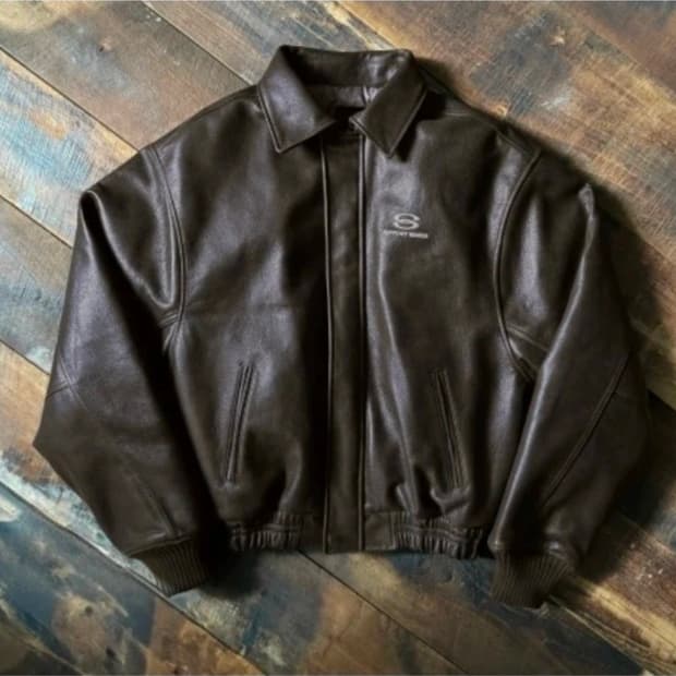 톰스벌스데이 카우하이드 택시 레더 봄버 블루종 브라운 발렌시아가 맛