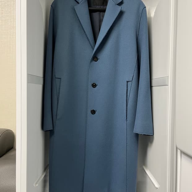 타임옴므 블루 캐시미어 세미오버핏 코트 100사이즈