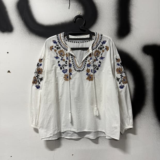 VTG 빈티지 보헤미안 모리 플로럴 자수 블라우스