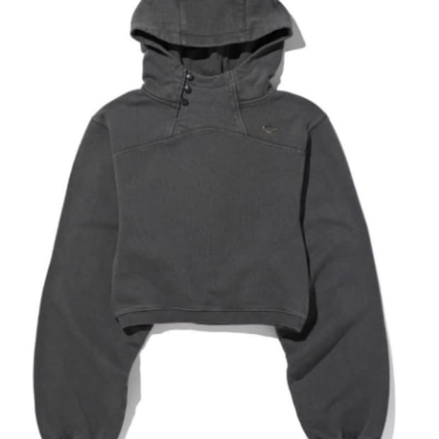 미스치프 사이드 버튼 업 크롭 후드