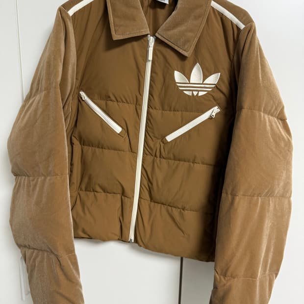 아디다스 헤리티지 벨벳 다운패딩