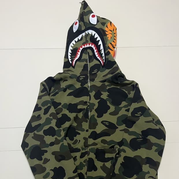 베이프 카모 샤크 풀 후드집업