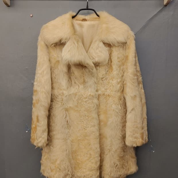 일본빈티지 리얼양털코트